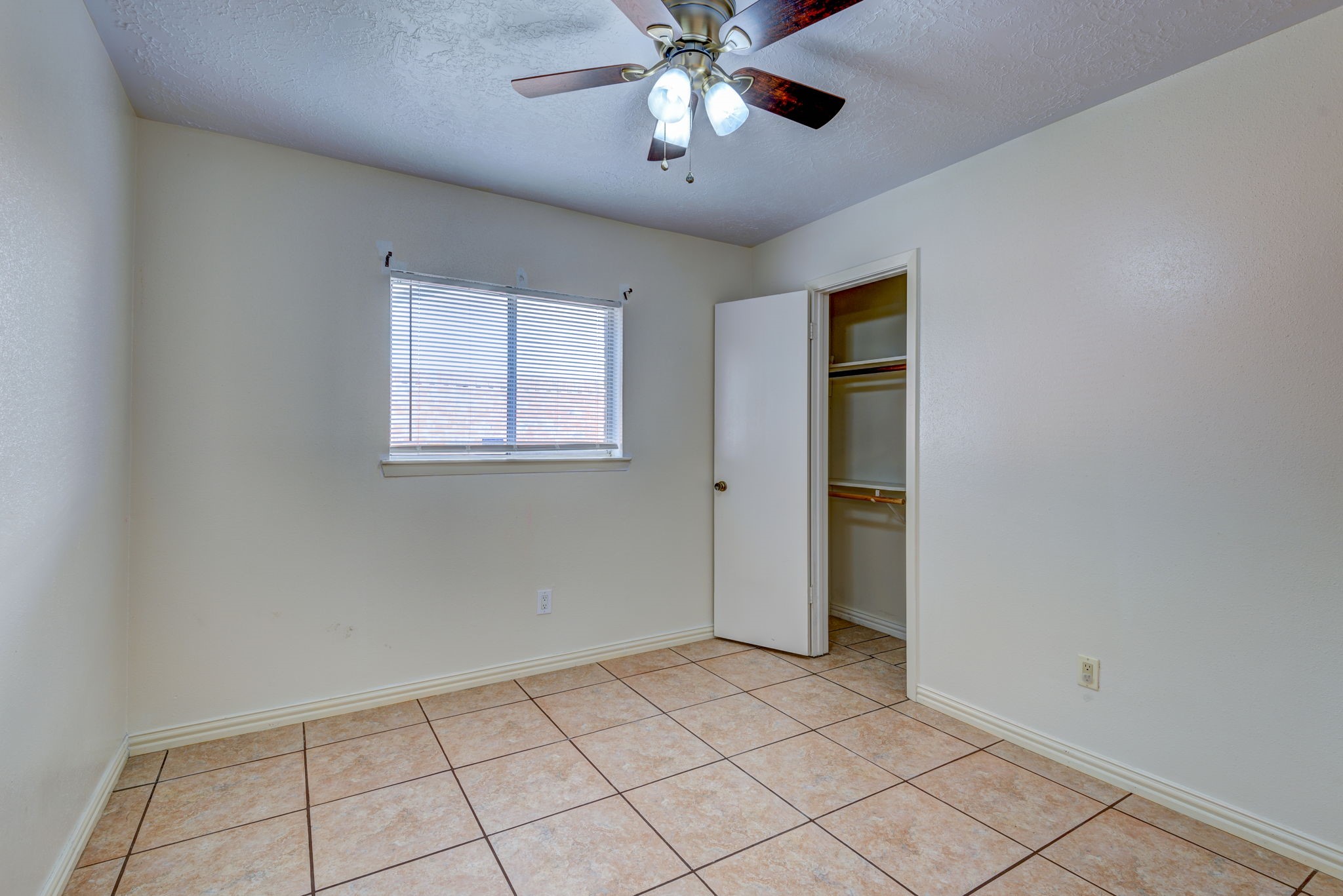 9742 Charmont Road La Porte, TX 77571 - Photo 17 of 27