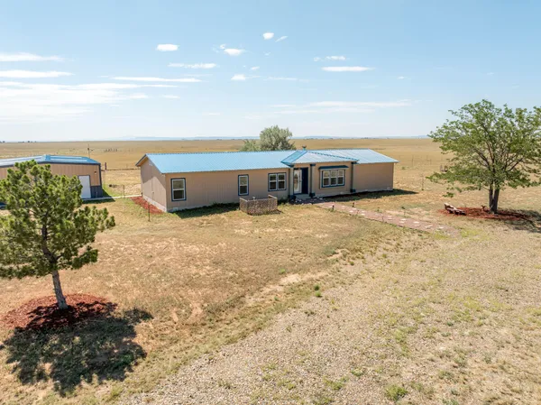 $555,000 | 100 Bluegrass Road, Estancia, NM 87016