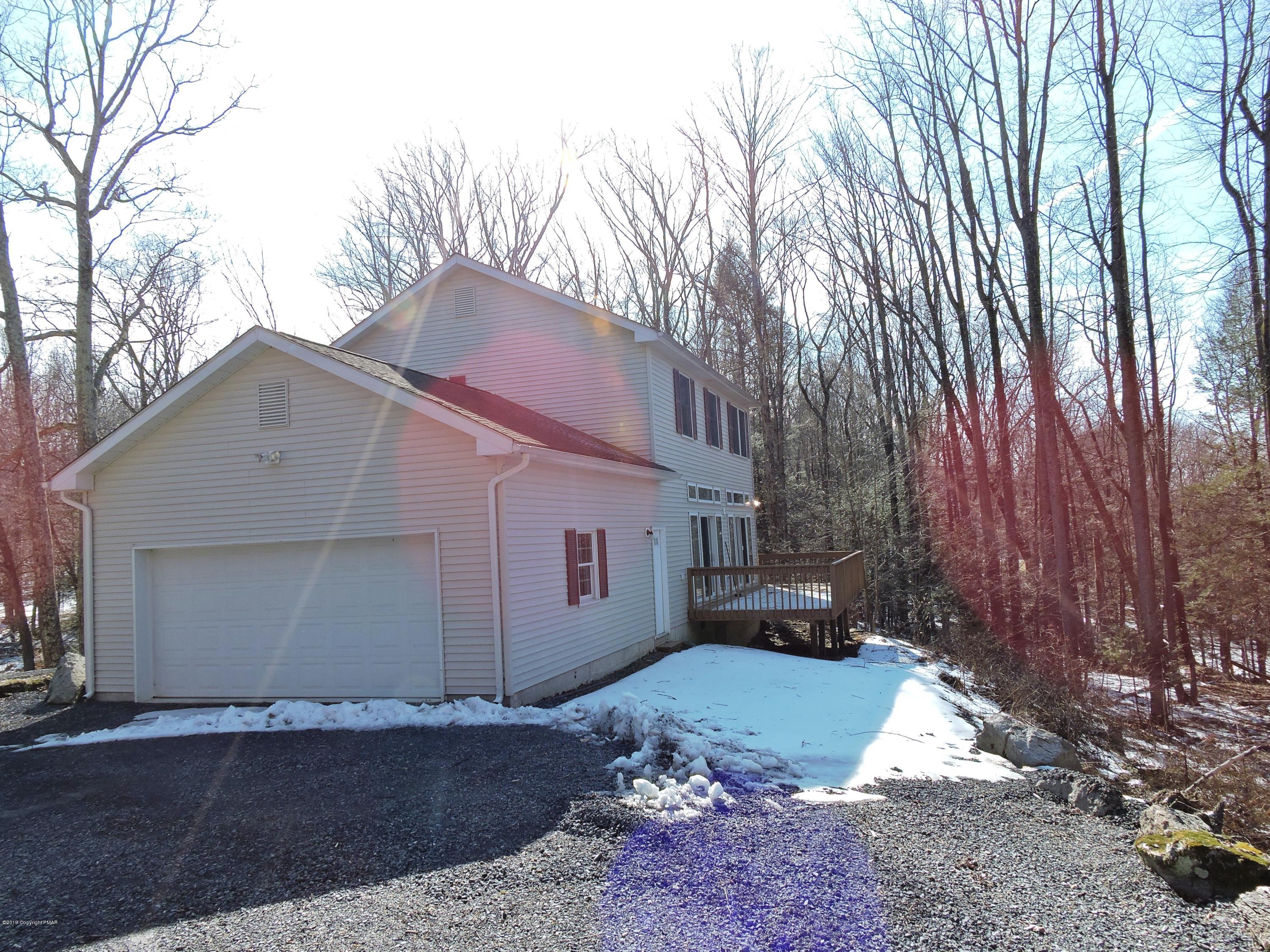 1126 Beaver Valley Road Stroudsburg, PA 18360 - Photo 32 of 34 2 Car Garage