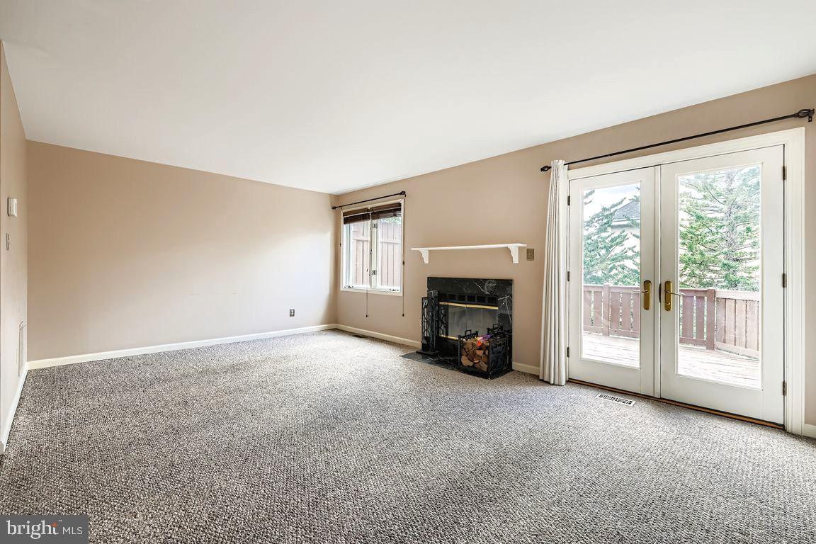 5212 Downing Road Baltimore, MD 21212 - Photo 3 of 30 Gallery Image 3