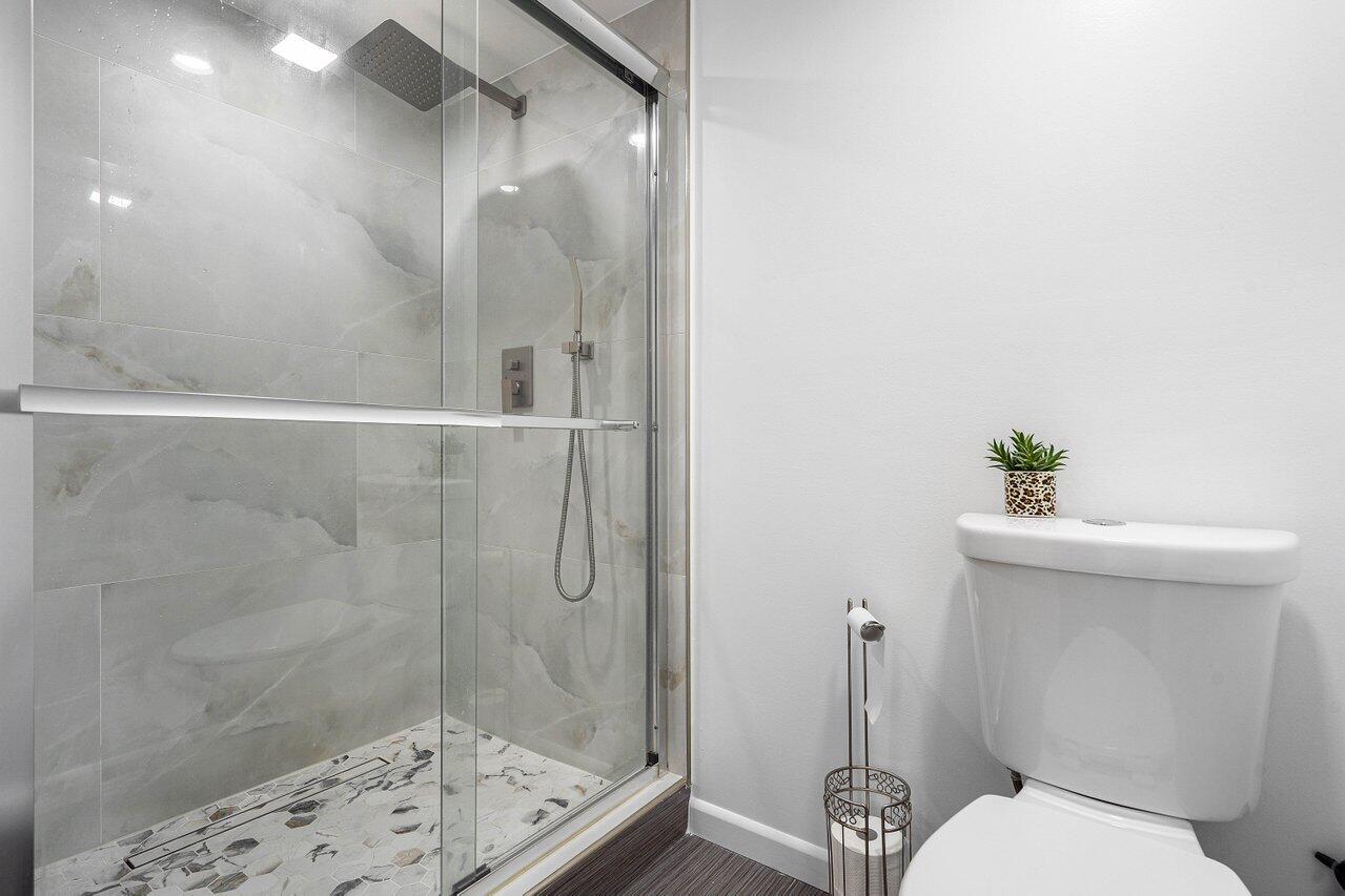 6121 Balboa Circle, Unit 103 Boca Raton, FL 33433 - Photo 18 of 24 018-6121BalboaCircle-103-BocaRaton-FL-33