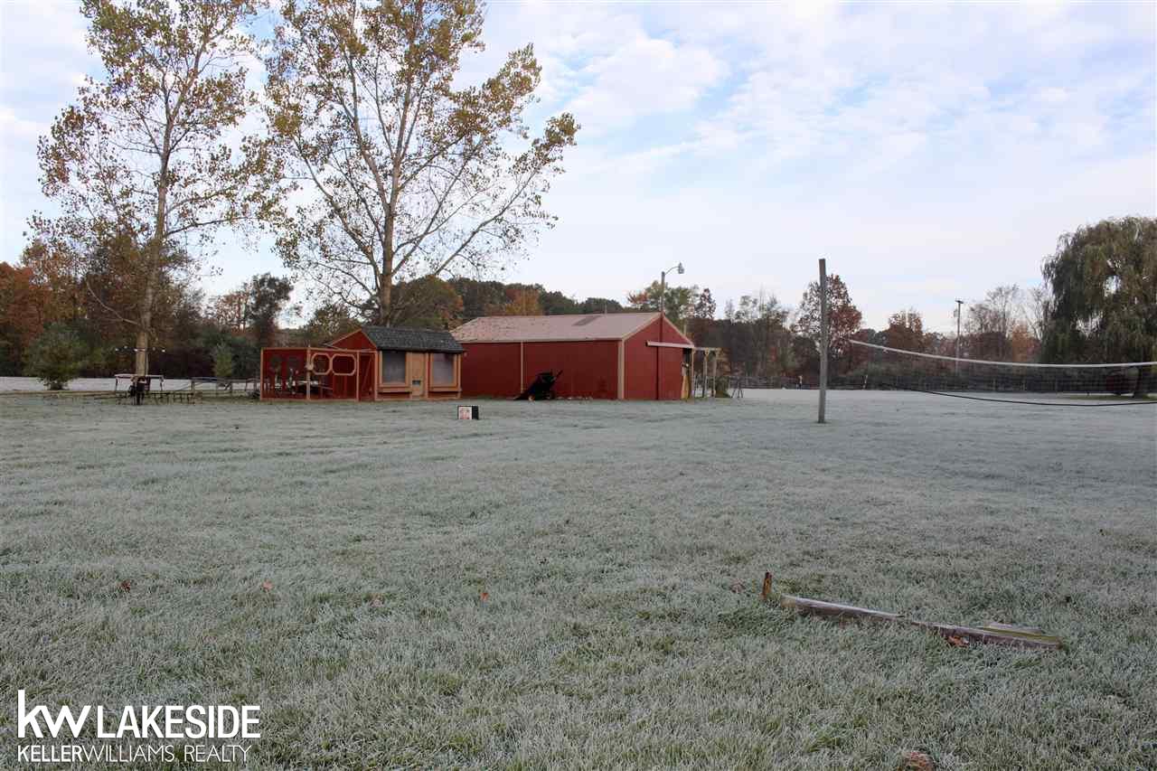 9977 Big Hand Road Columbus, MI 48063 - Photo 6 of 39