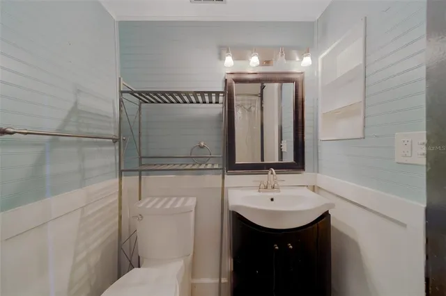 a close up of a bathtub