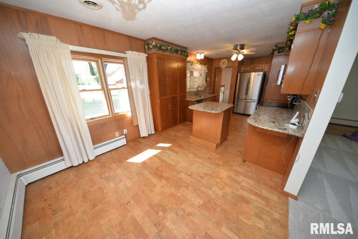 11455 East Richview Road Mount Vernon, IL 62864 - Photo 17 of 37