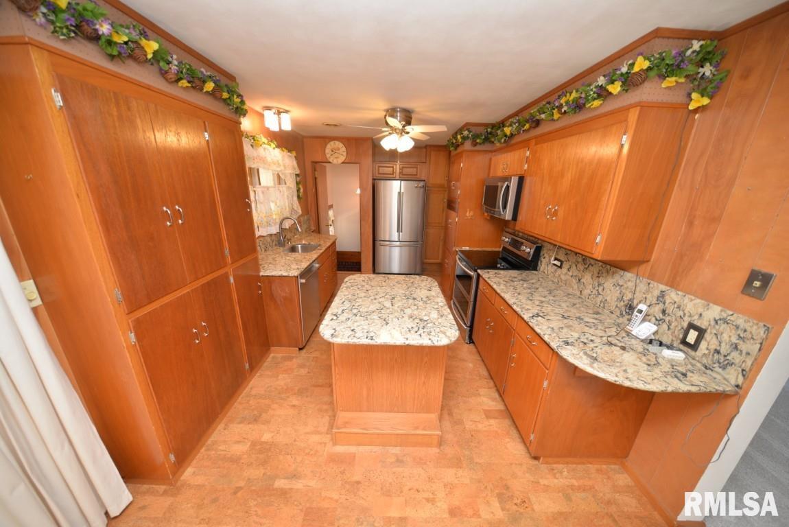 11455 East Richview Road Mount Vernon, IL 62864 - Photo 18 of 37