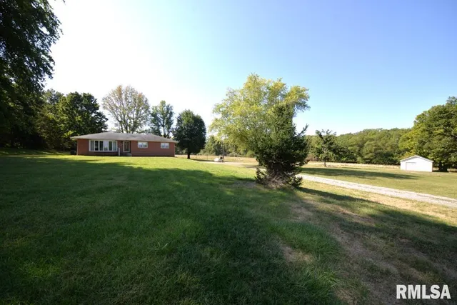 $275,000 | 11455 East Richview Road, Mount Vernon, IL 62864
