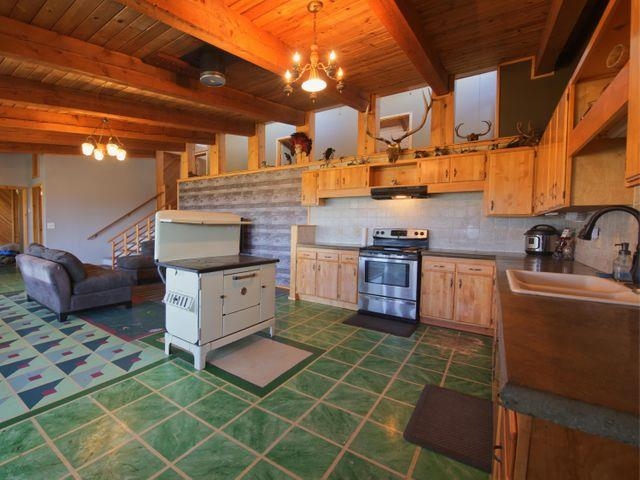 3378 B Hill Loop Road Kettle Falls, WA 99141 - Photo 11 of 48 Gallery Image 11