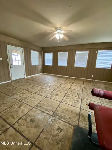 $300,000 | 2498 Highway 43 South, Picayune, MS 39466