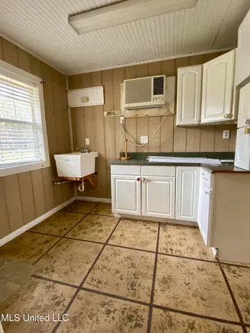 $300,000 | 2498 Highway 43 South, Picayune, MS 39466