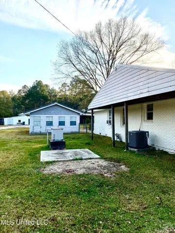 $300,000 | 2498 Highway 43 South, Picayune, MS 39466