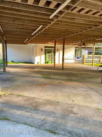 $300,000 | 2498 Highway 43 South, Picayune, MS 39466