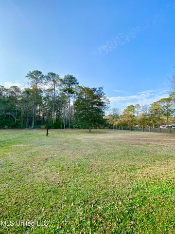 $300,000 | 2498 Highway 43 South, Picayune, MS 39466