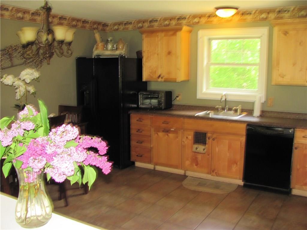 28 Megan's Way Paris, ME 04281 - Photo 9 of 26 Photo