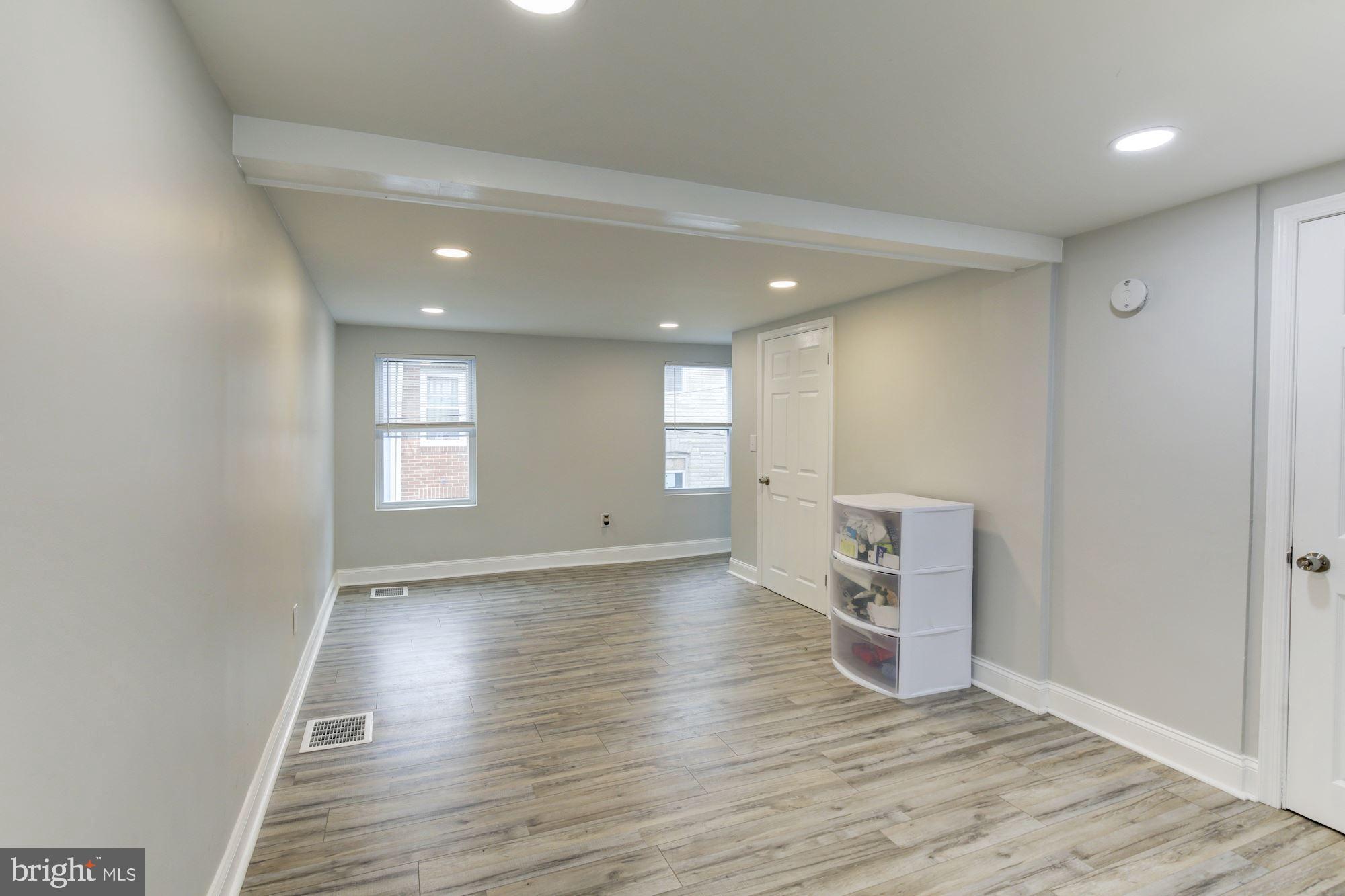 136 South Durham Street Baltimore, MD 21231 - Photo 11 of 20 Master Suite