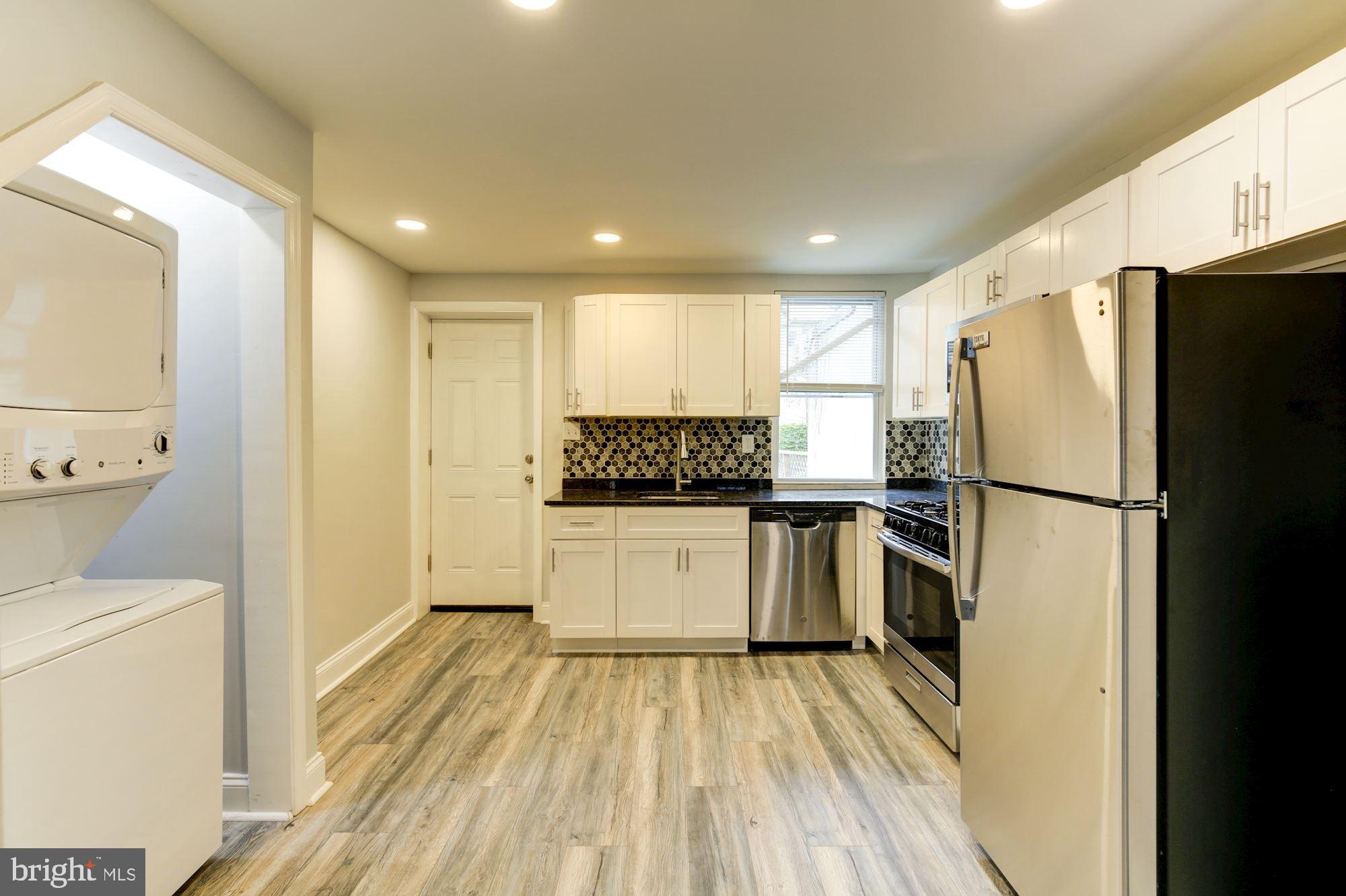 136 South Durham Street Baltimore, MD 21231 - Photo 9 of 20 Kitchen