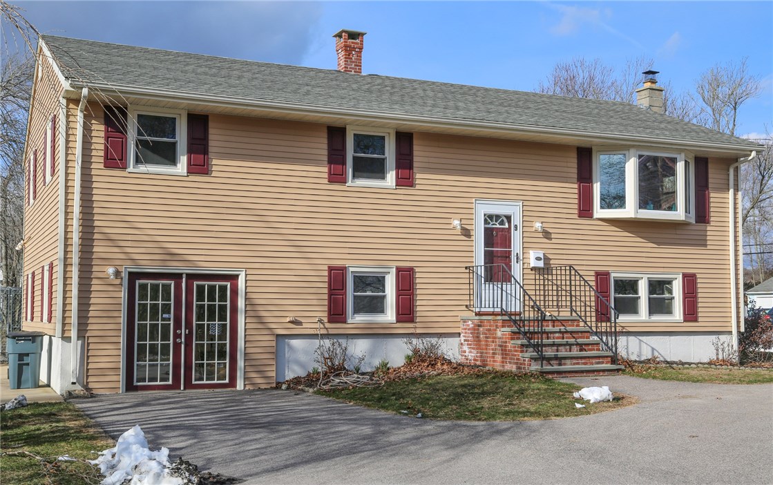 9 Chord Street Westerly, RI 02891 - Photo 1 of 40 Gallery Image 1