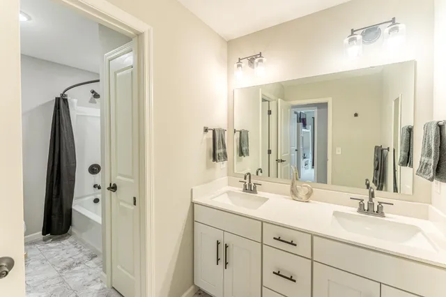 $457,500 | 173 Junco Road North, Lake Elmo, MN 55042