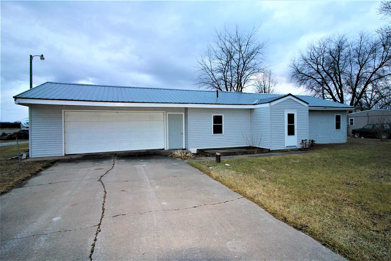 3135 115th Street Riverside, IA 52327 - Photo 4 of 18 Gallery Image 4