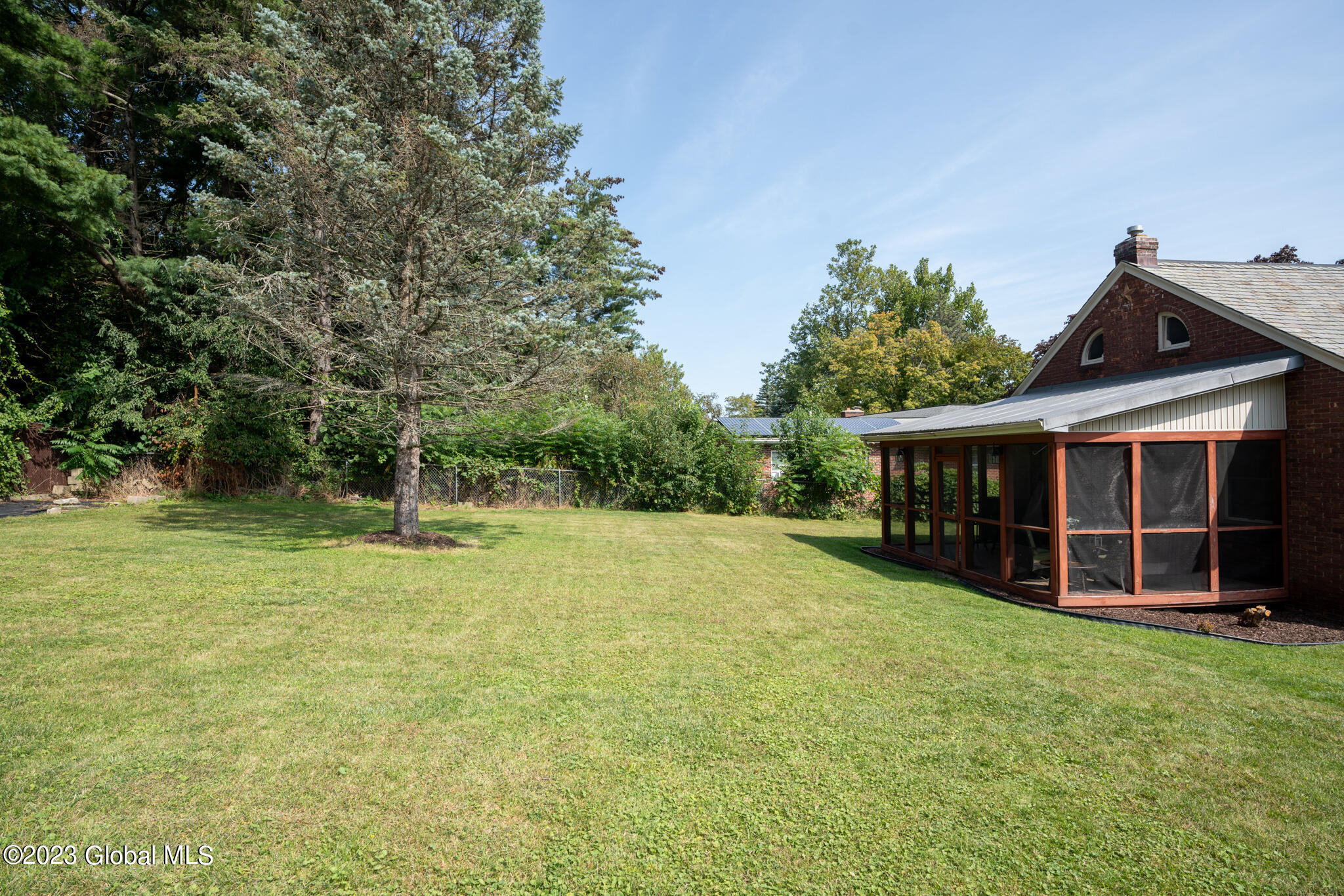 1062 Loudon Road Cohoes, NY 12047 - Photo 6 of 43 010-1062-Loudon-Rd