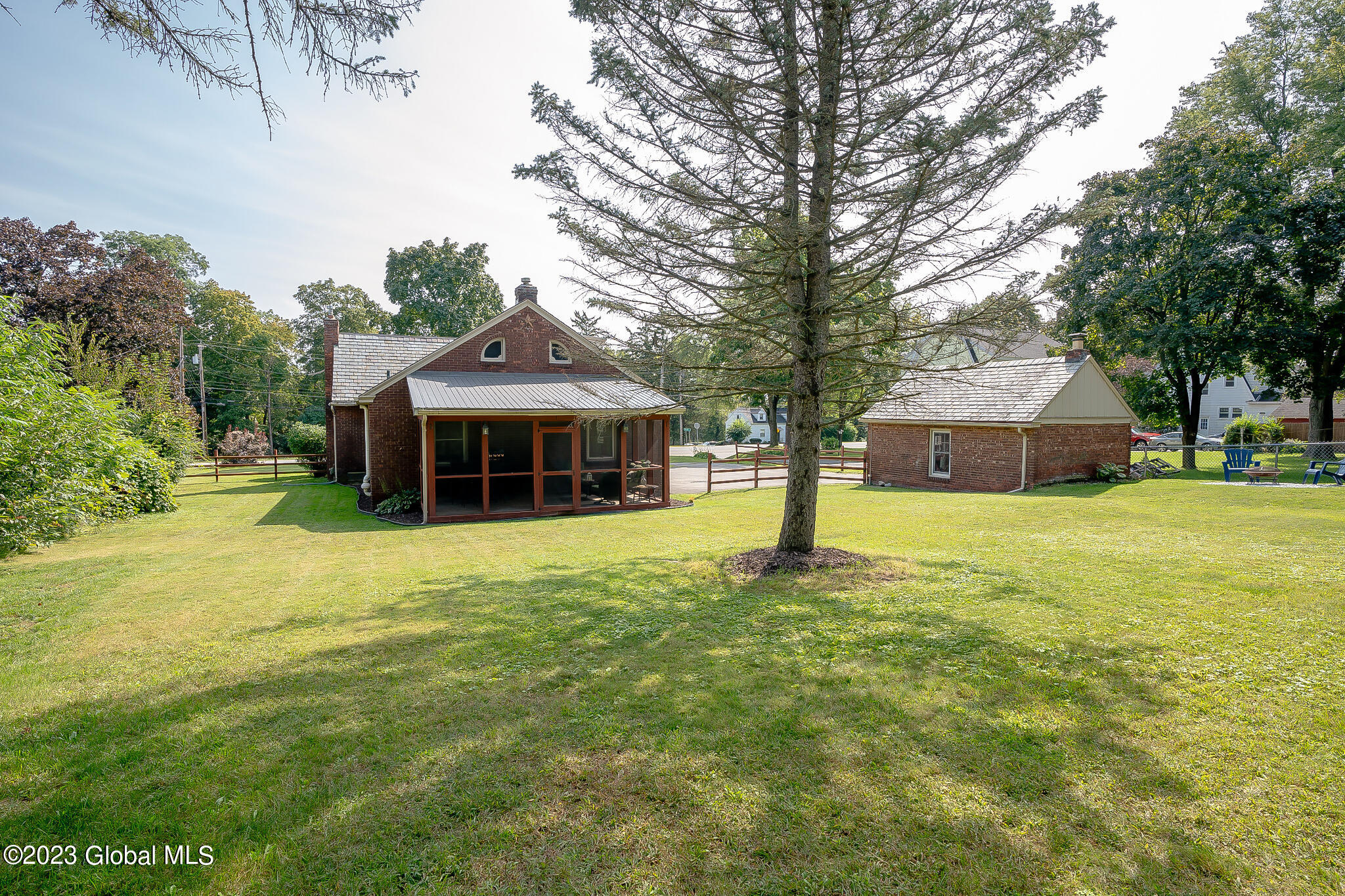 1062 Loudon Road Cohoes, NY 12047 - Photo 9 of 43 015-1062-Loudon-Rd