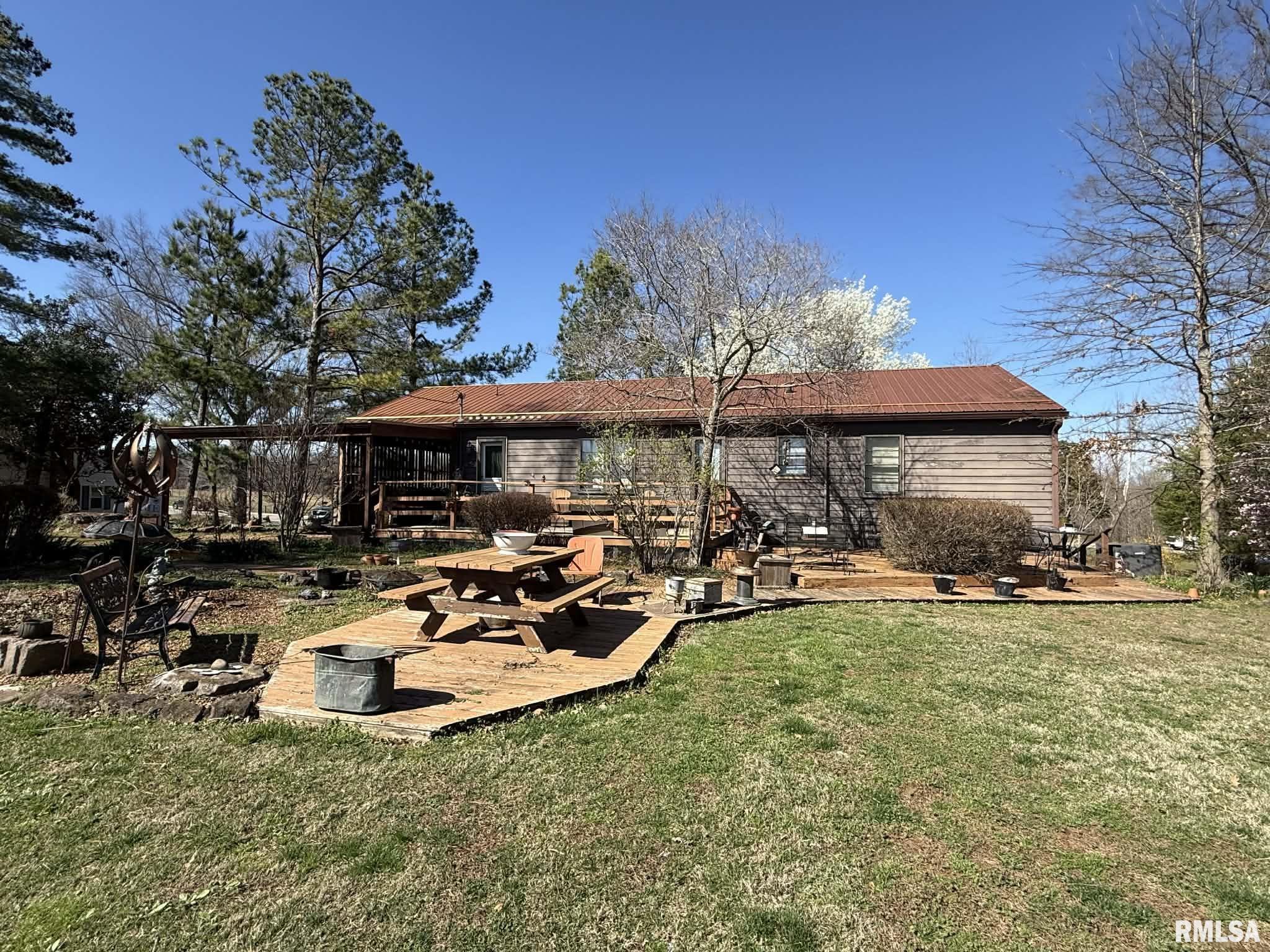 834 East Pleasant Hill Road Carbondale, IL 62902 - Photo 3 of 6