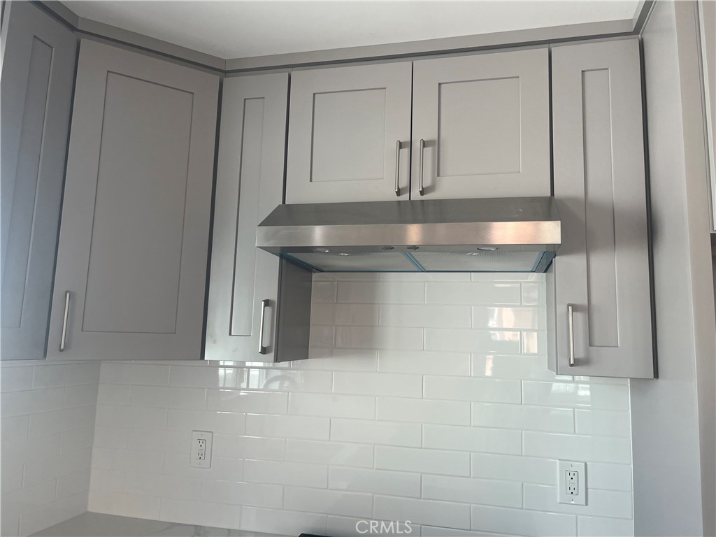 10840 Van Ruiten Street Norwalk, CA 90650 - Photo 2 of 13 Stainless steel hood.