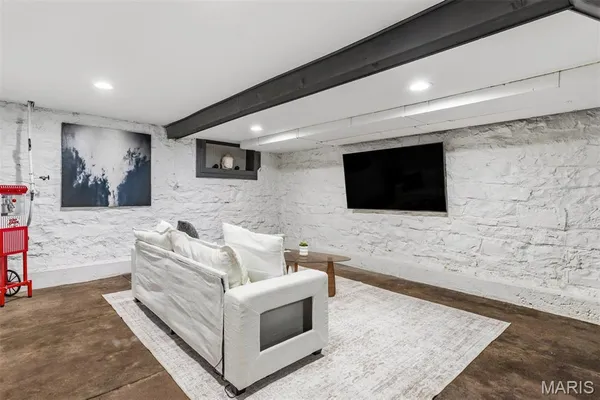 $450,000 | 1916 South 12th Street, St. Louis, MO 63104