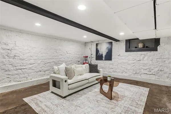 $450,000 | 1916 South 12th Street, St. Louis, MO 63104