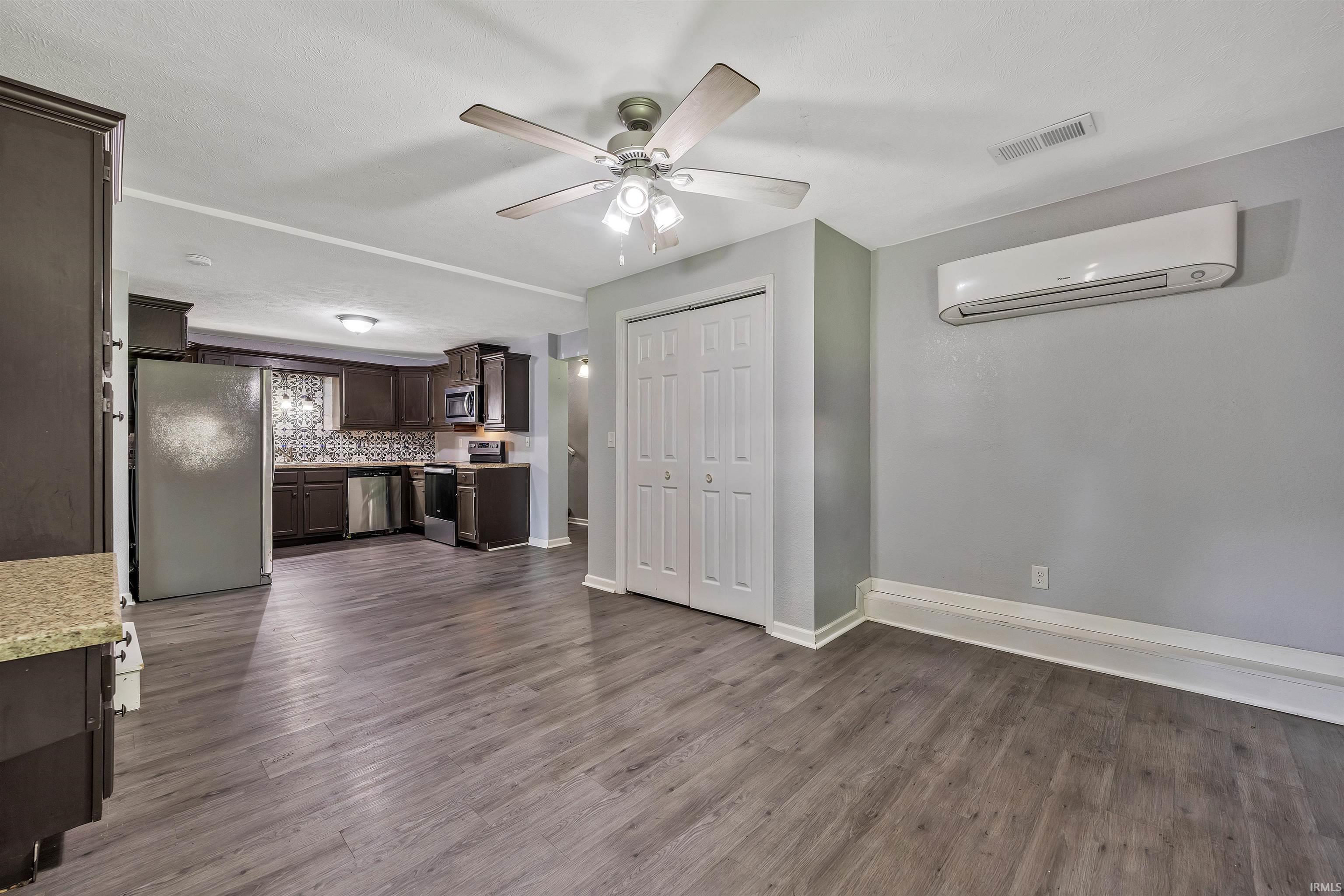 1701 Boulevard Place Princeton, IN 47670 - Photo 13 of 35