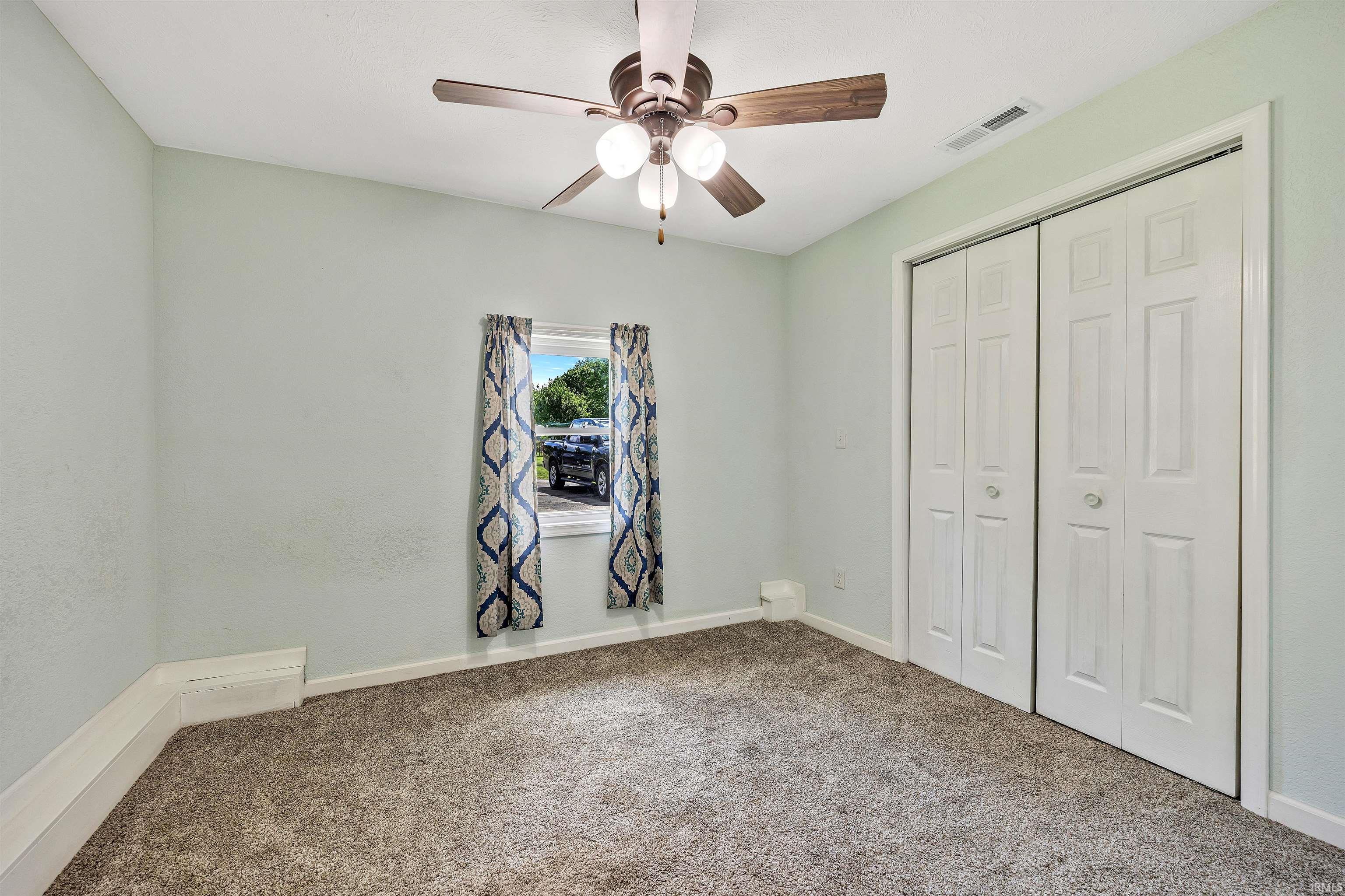 1701 Boulevard Place Princeton, IN 47670 - Photo 15 of 35
