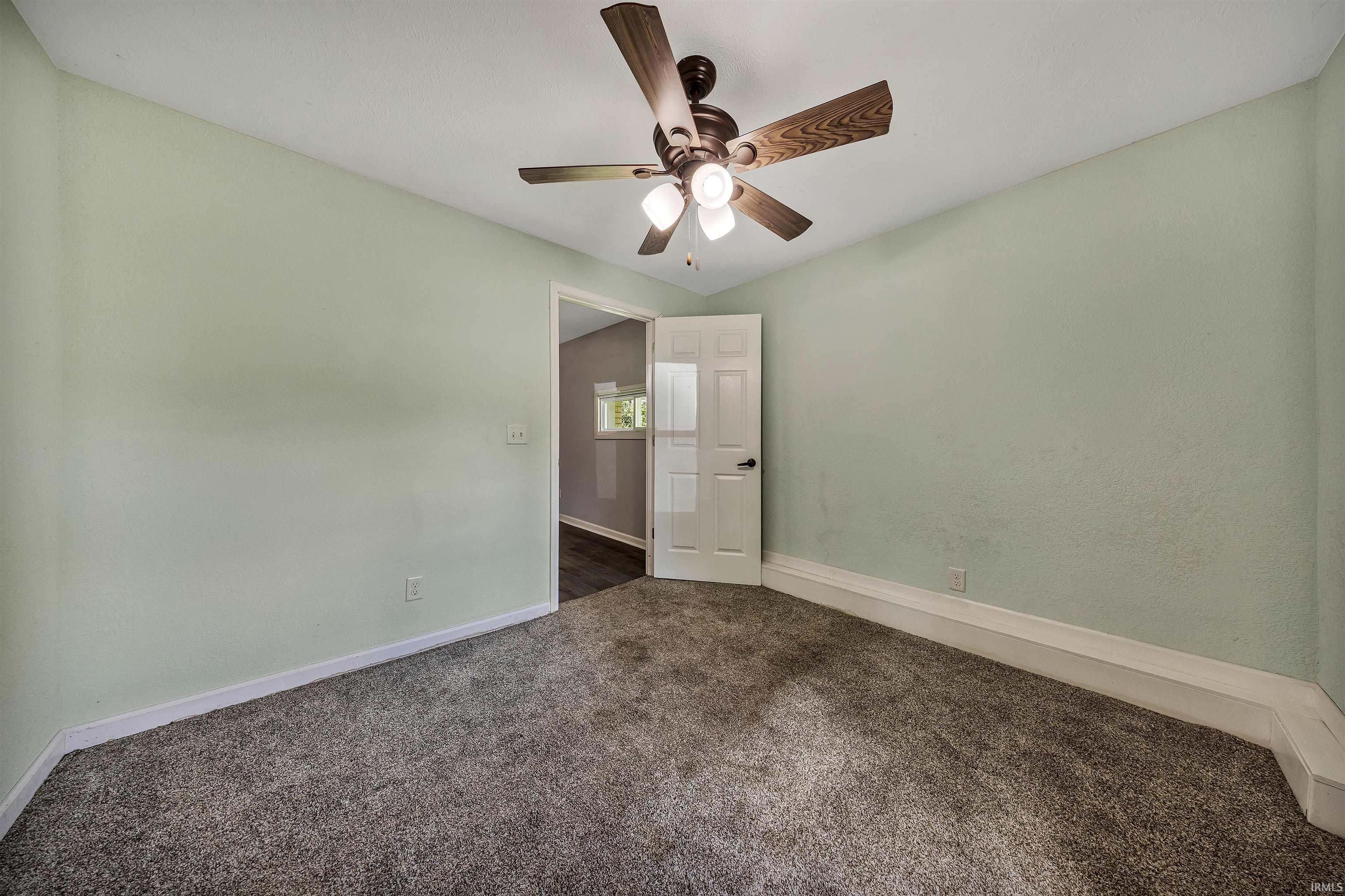 1701 Boulevard Place Princeton, IN 47670 - Photo 16 of 35