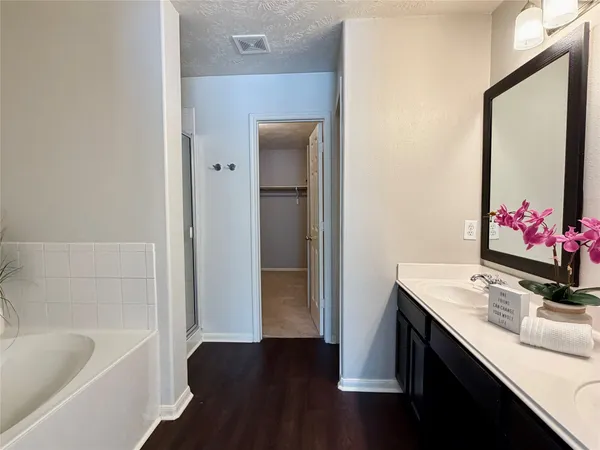 $2,100 | 6622 Grant Drive, Magnolia, TX 77354