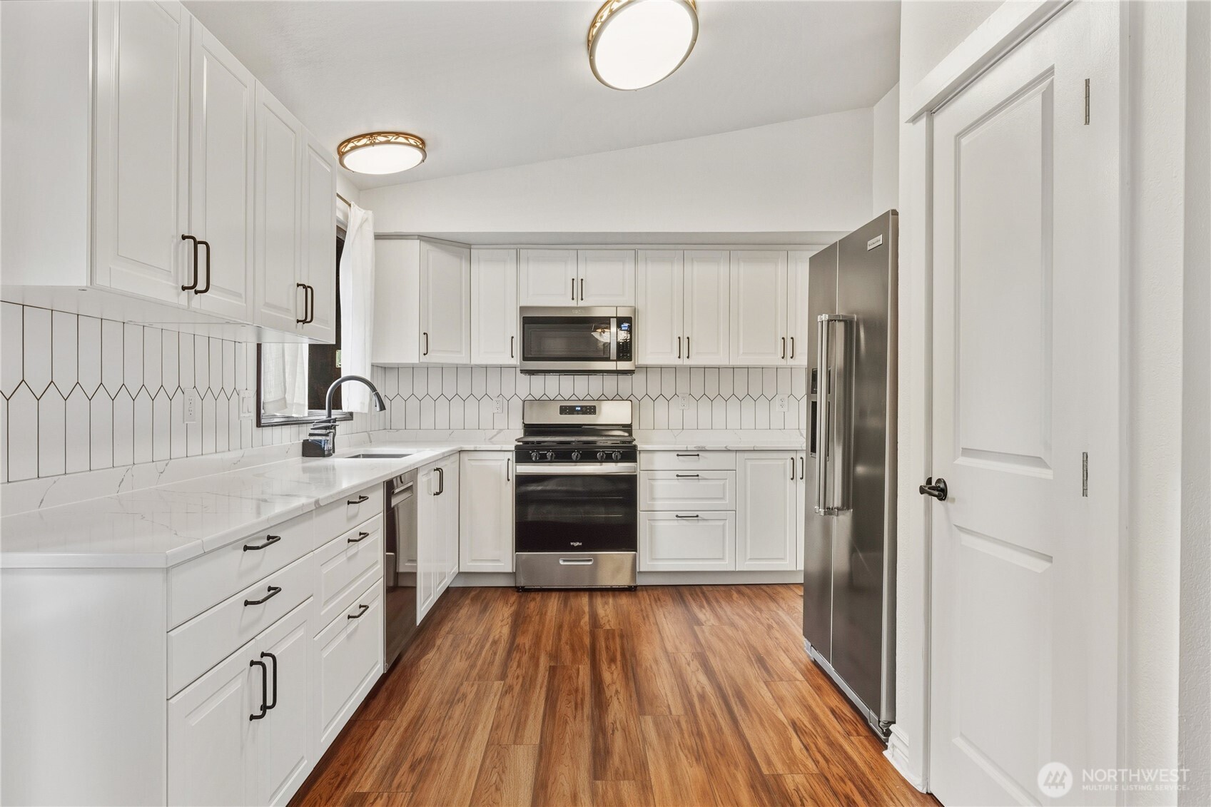 2952 216th Place Southwest Brier, WA 98036 - Photo 13 of 34