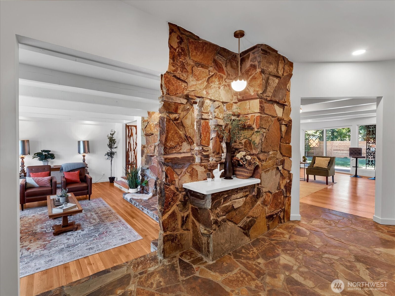 9616 242nd Place Southwest Edmonds, WA 98020 - Photo 4 of 40