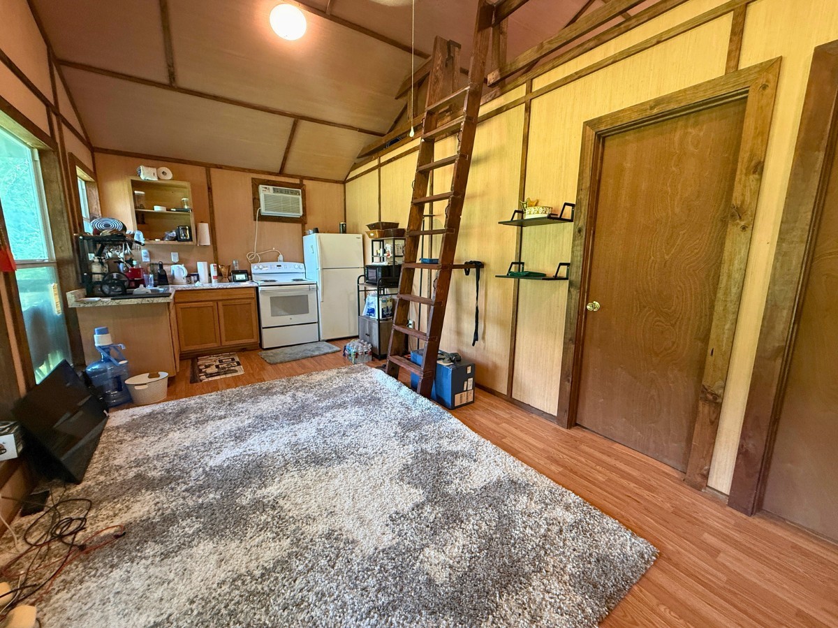 1 South Caney Road Groveton, TX 75845 - Photo 9 of 24