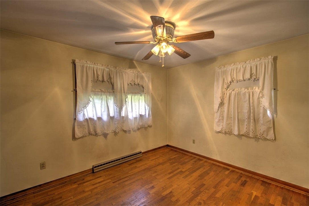226 Hickorywood Drive Decatur, IL 62526 - Photo 10 of 20 Gallery Image 10