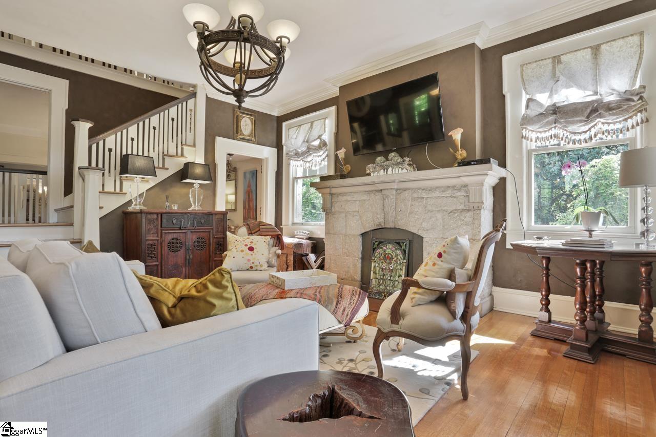 831 Rutherford Road Greenville, SC 29609 - Photo 5 of 36 Gallery Image 5