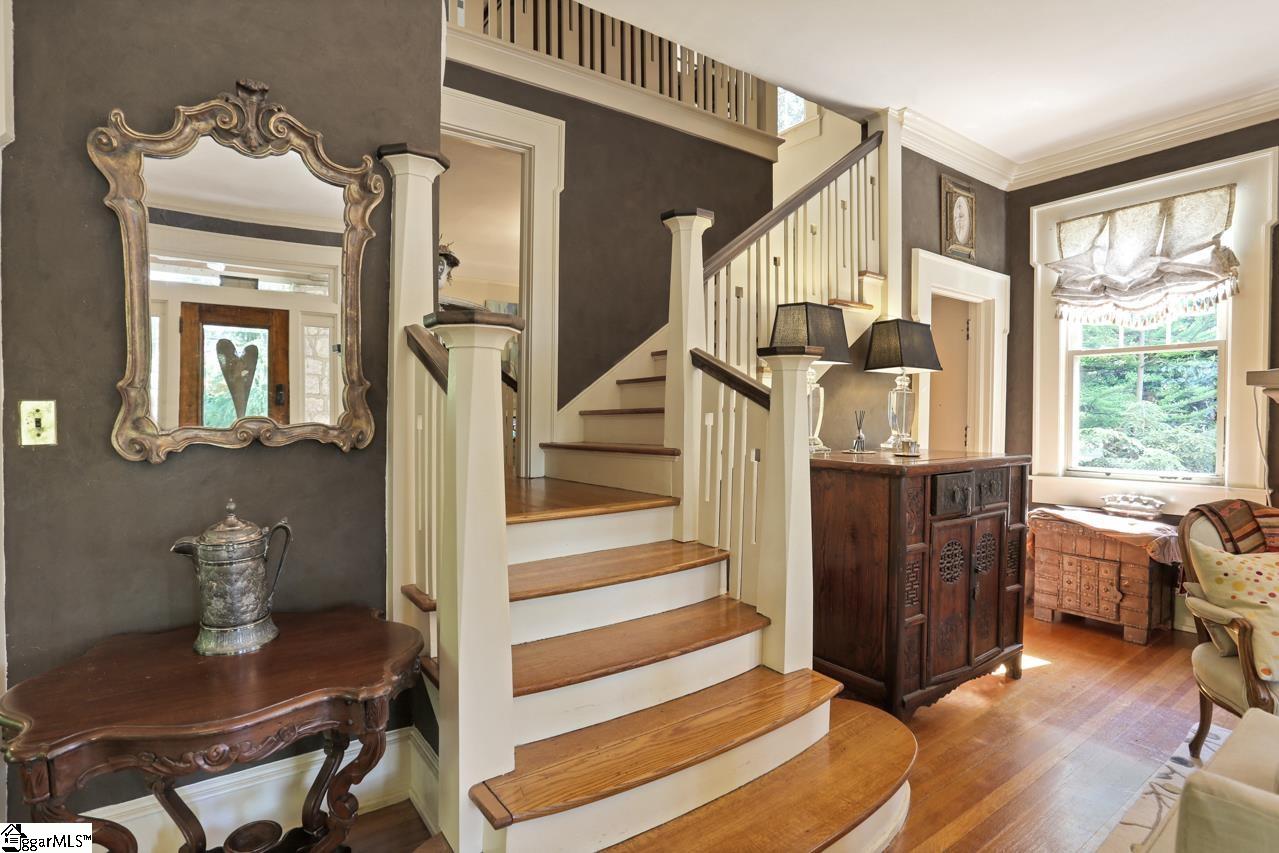 831 Rutherford Road Greenville, SC 29609 - Photo 7 of 36 Gallery Image 7
