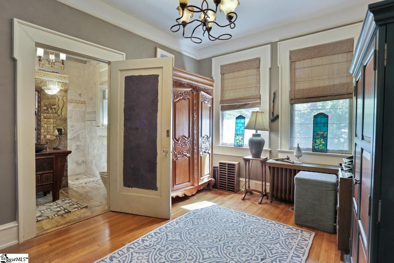 831 Rutherford Road Greenville, SC 29609 - Photo 9 of 36 Gallery Image 9