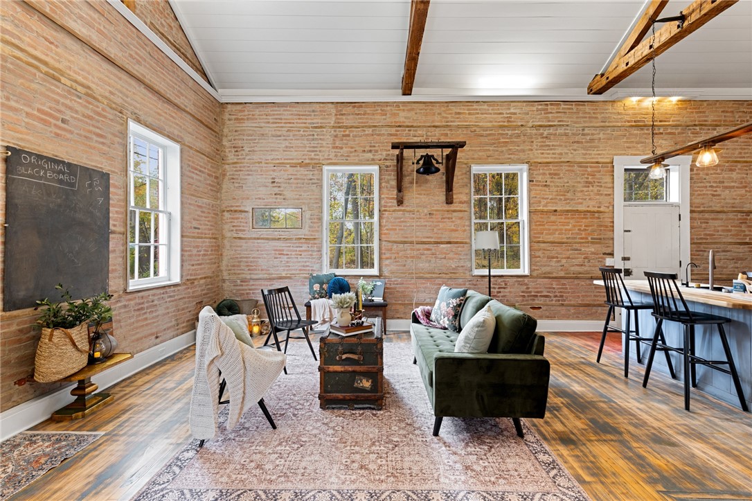 465 Marsh Road Pittsford, NY 14534 - Photo 13 of 46