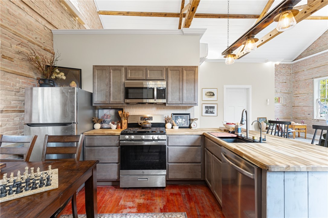 465 Marsh Road Pittsford, NY 14534 - Photo 22 of 46