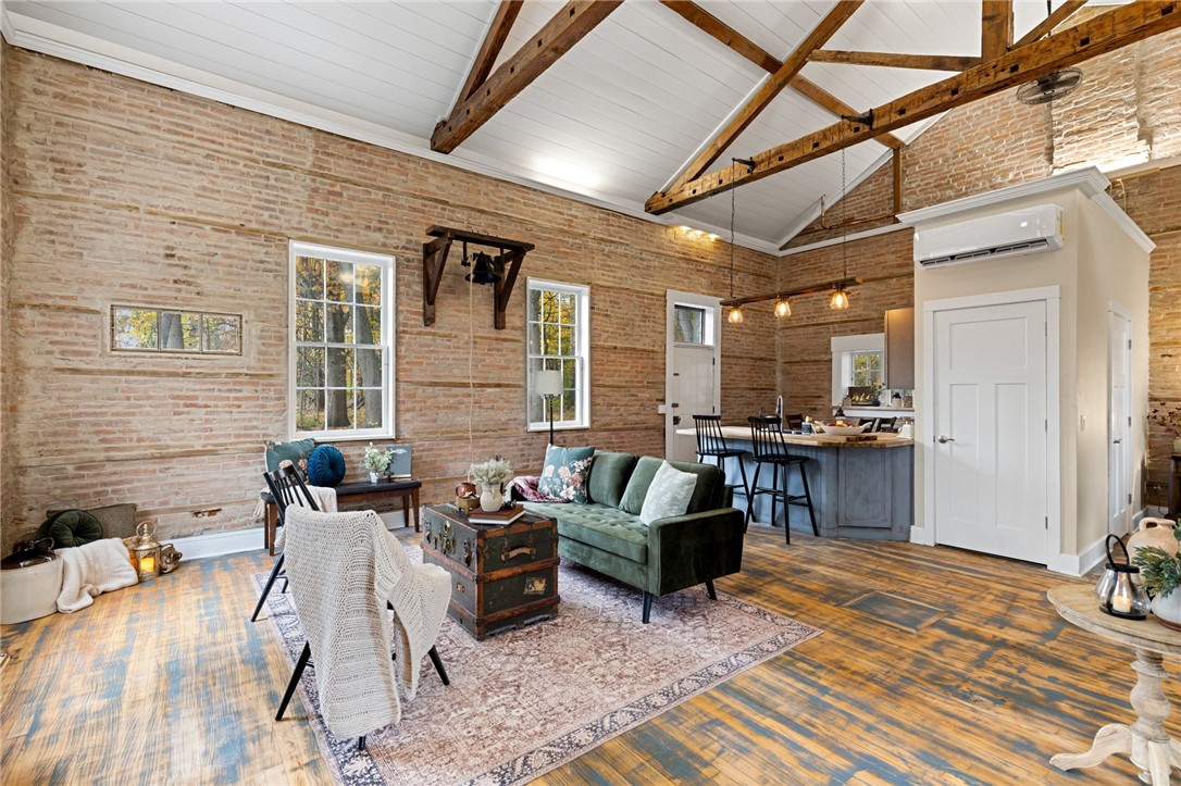 465 Marsh Road Pittsford, NY 14534 - Photo 4 of 46