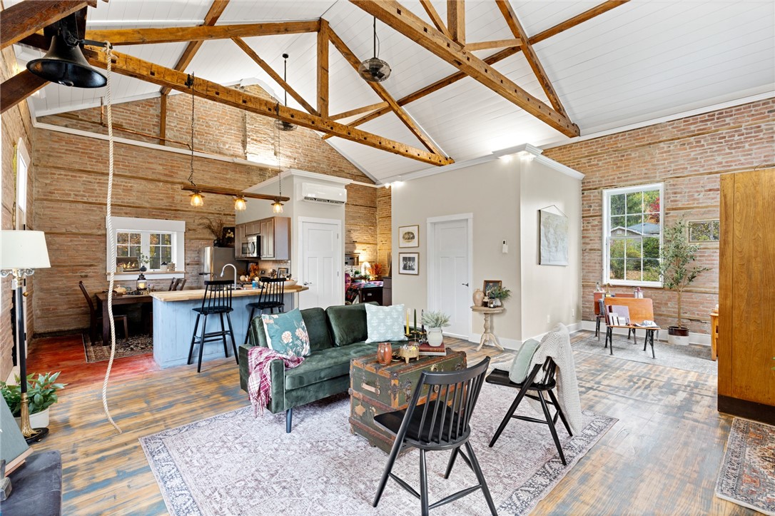 465 Marsh Road Pittsford, NY 14534 - Photo 6 of 46