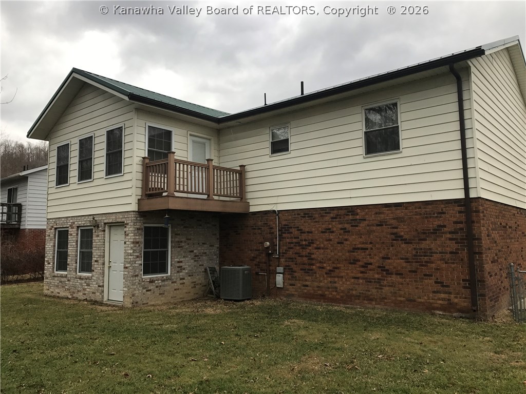 37 Lower Falls Road St. Albans, WV 25177 - Photo 2 of 25 Gallery Image 2