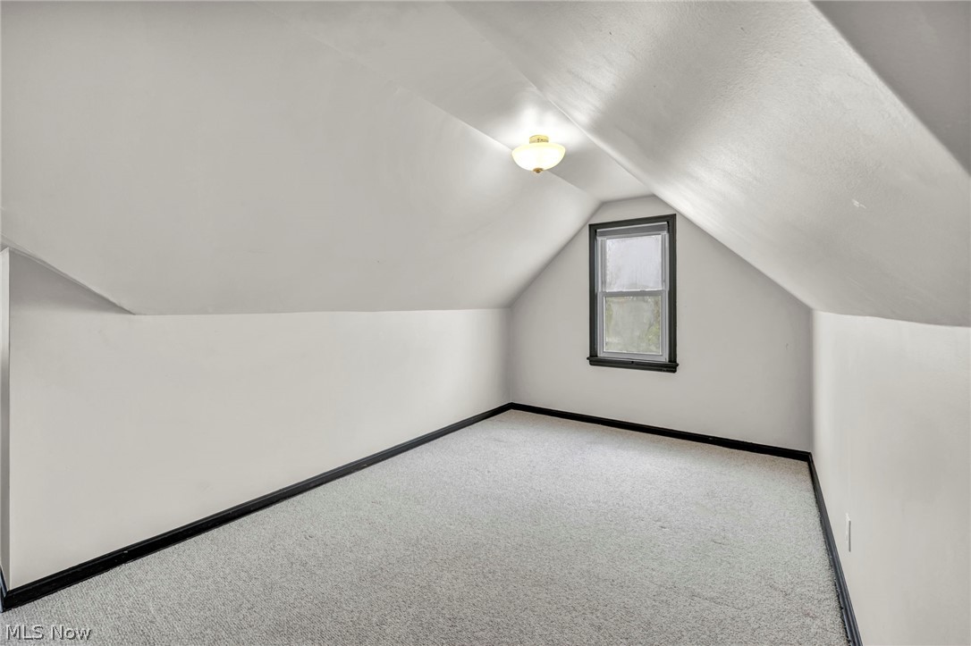 1371 Cranover Road Lyndhurst, OH 44124 - Photo 20 of 28