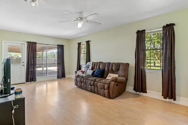 $225,000 | 24291 Highway 19, Canton, TX 75103