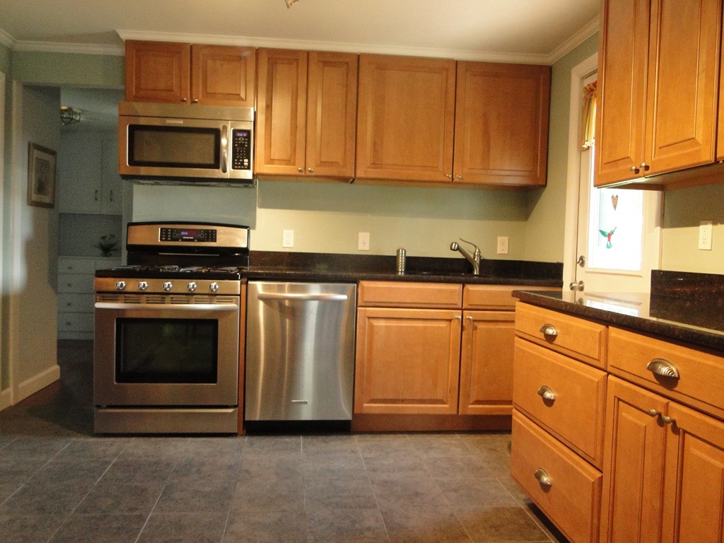59 Davis Road Methuen, MA 01844 - Photo 1 of 13 Gallery Image 1