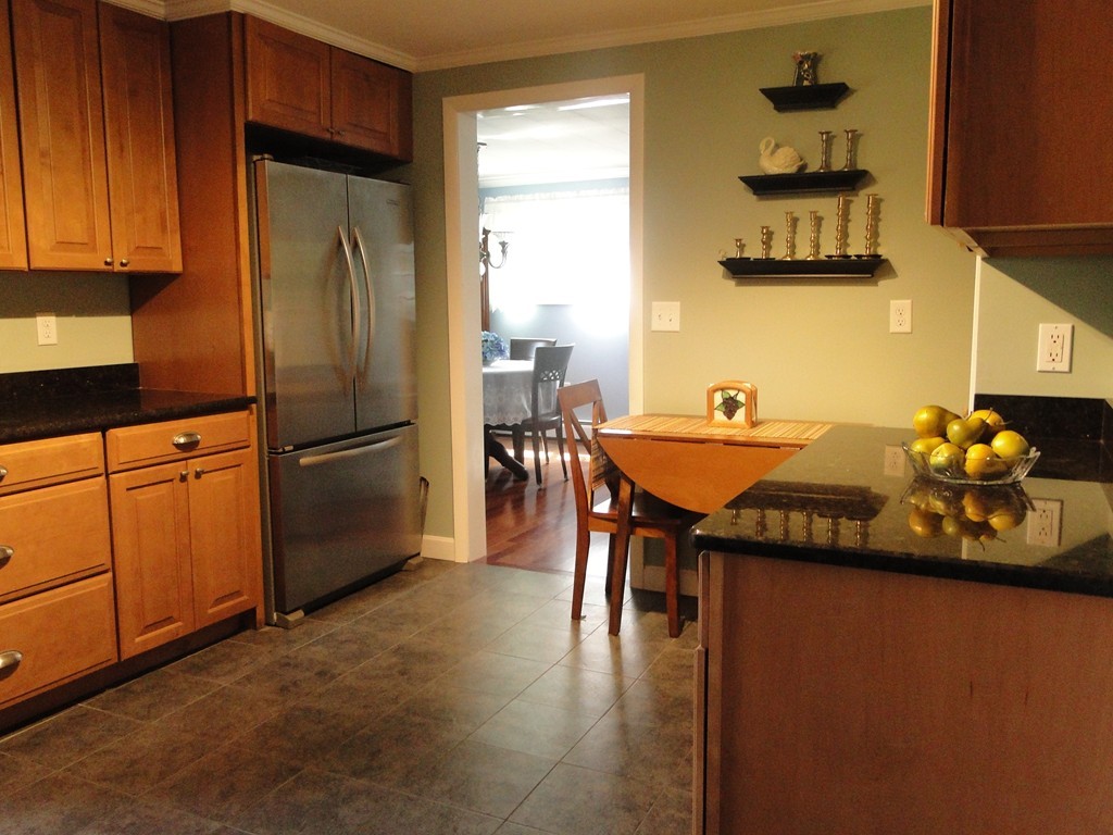 59 Davis Road Methuen, MA 01844 - Photo 3 of 13 Gallery Image 3