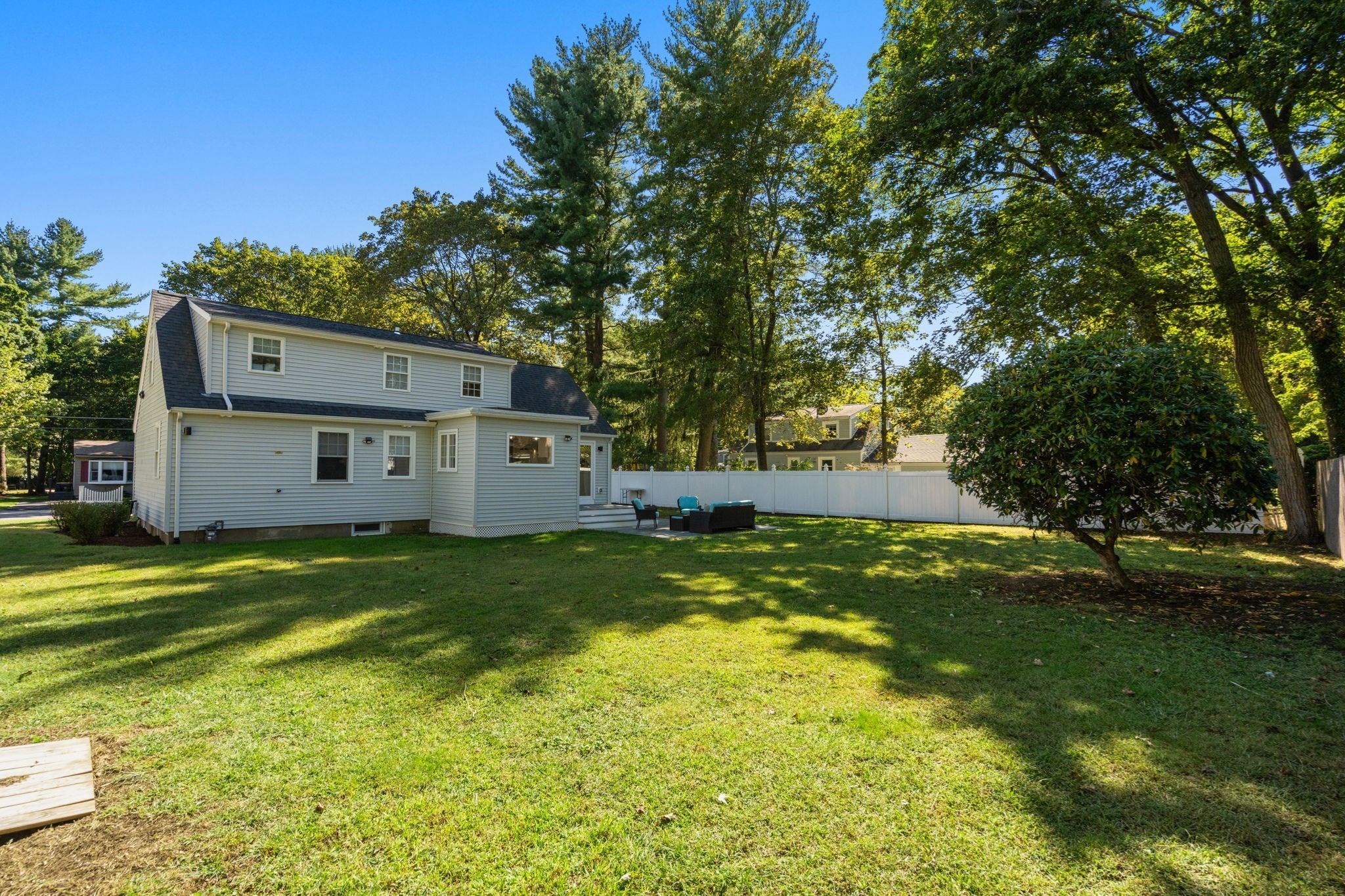 14 Essex Road Sharon, MA 02067 - Photo 32 of 34 Gallery Image 32