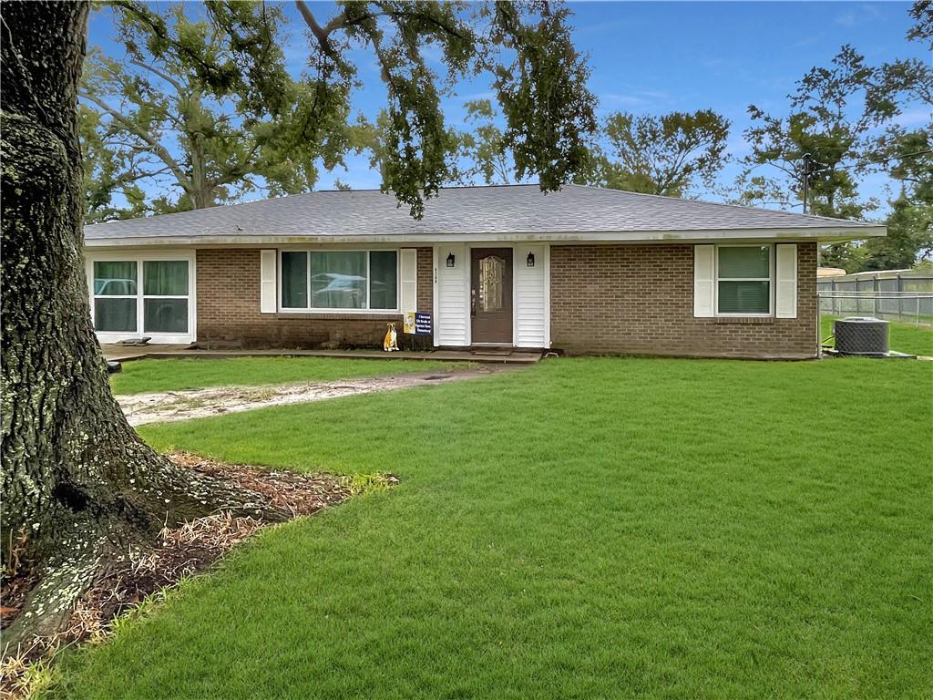 4109 Ridgecrest Street Sulphur, LA 70665 - Photo 1 of 13 Gallery Image 1